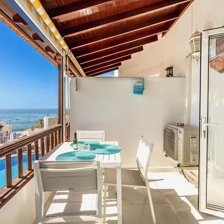 Ocean View La Caleta Адехе