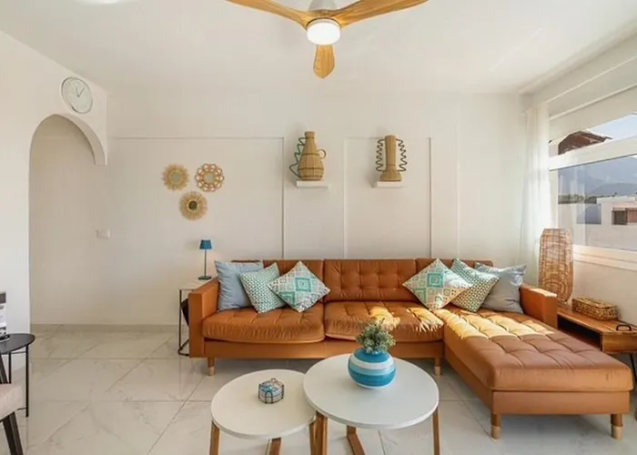 Ocean View La Caleta Apartment *